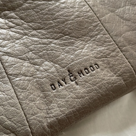 Anthro Day & Mood Sting crossbody in lite gray 100% leather NWT - Picture 9 of 9